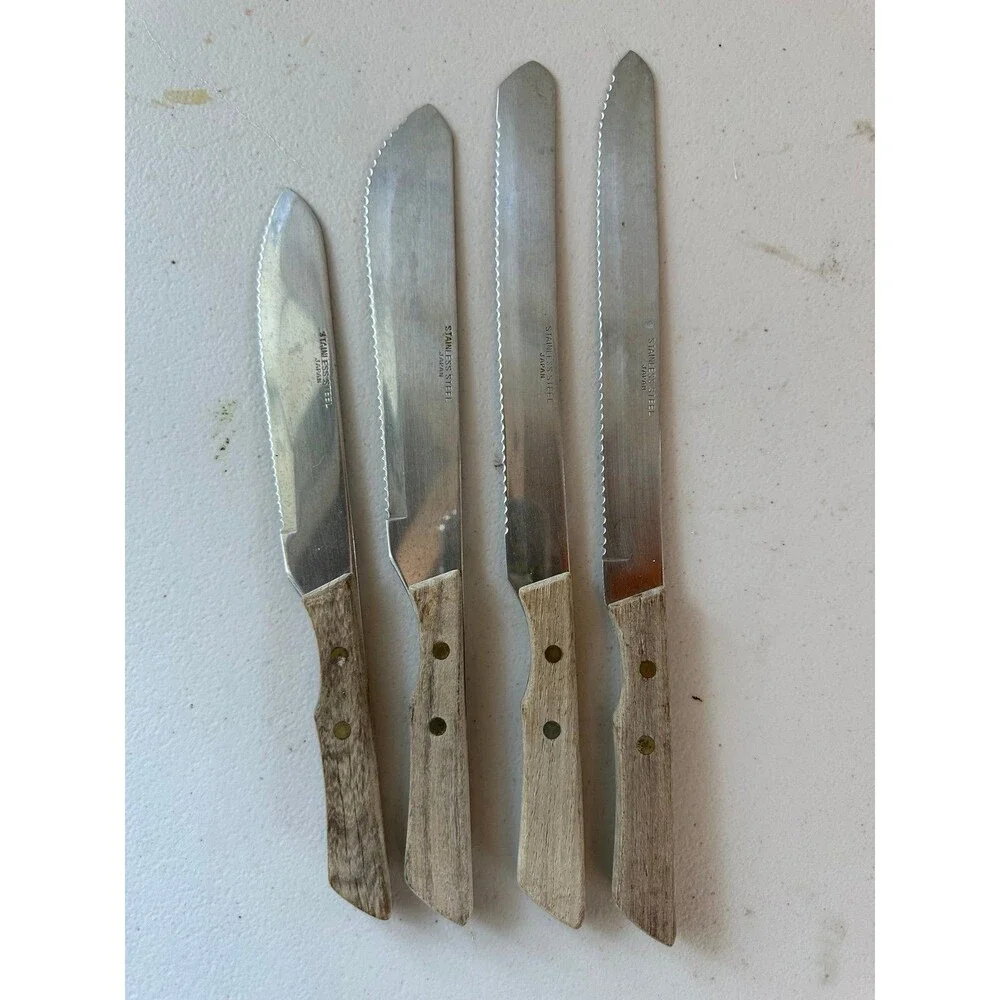 Vintage Set Of 4 Serrated Stainless Steel Japan Oversized Steak Bread Knives